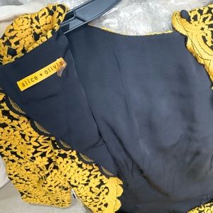 Alice And Olivia March Yellow Lace Open Back Dress size 0.